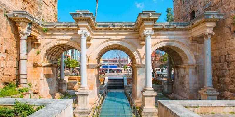 تفریحات آبی آنتالیا