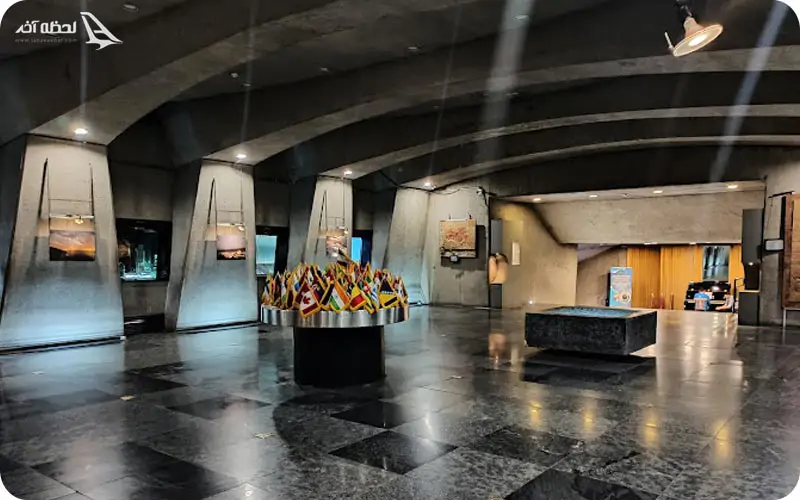 زیر زمین میدان آزادی تهران