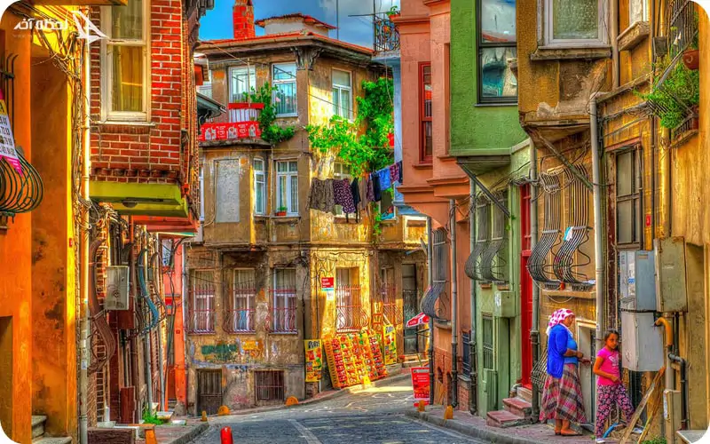 چگونه از میدان تکسیم به محله بالات برویم؟