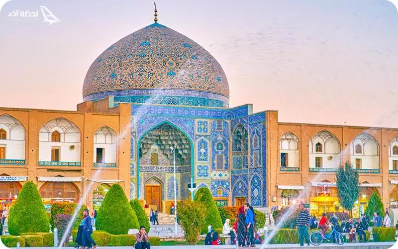 مسجد شیخ لطفالله اصفهان مسجد شیخ لطفالله؛ مسجدی بدون مناره!