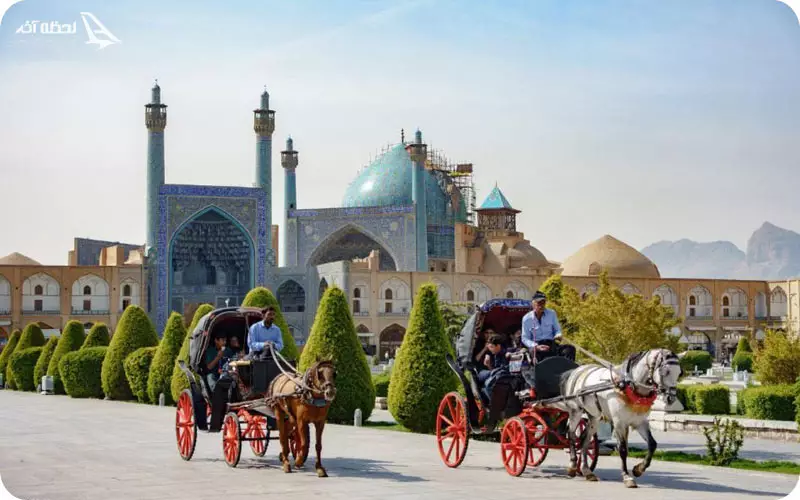 مسجد امام اصفهان مسجد امام اصفهان؛ جلوهای تماشایی از هنر ایرانی