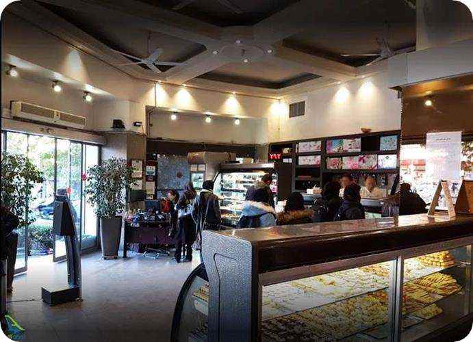 کافه فرانسه تهران | ترکیبی دلنشین از قنادی و کافه