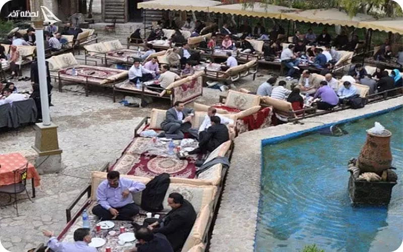 محیط داخلی رستوران پایاب