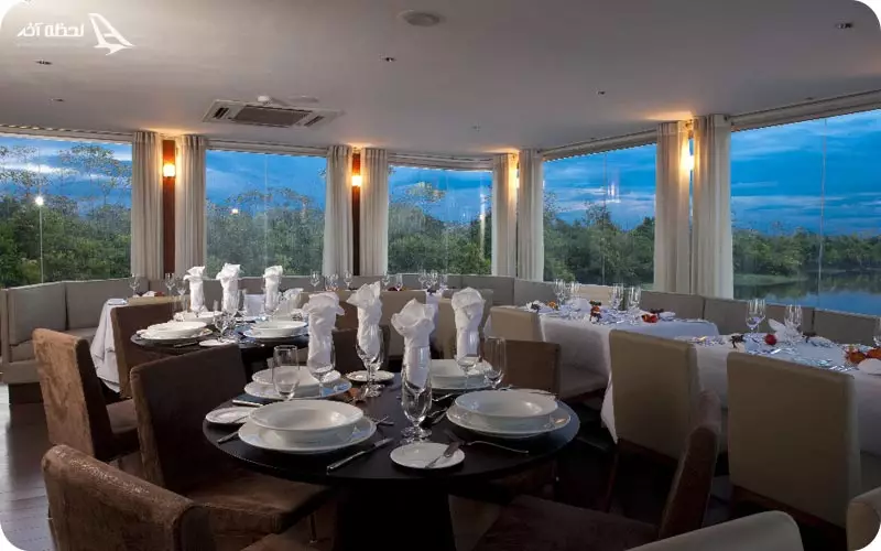 رستوران آسمان