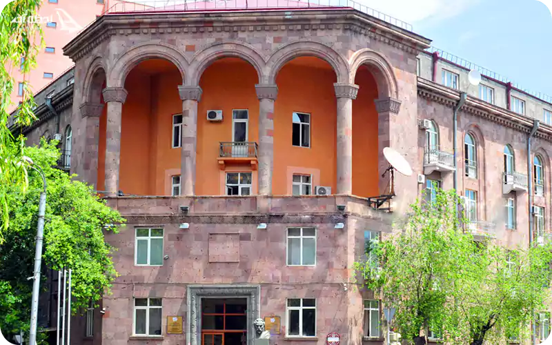 دانشگاه دولتی زبان و علوم اجتماعی بروسوف دولتی