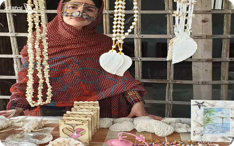 تزیین اکسسوری روس صدف سوغات قشم