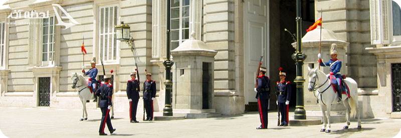 میهمانی رسمی در کاخ سلطنتی مادرید