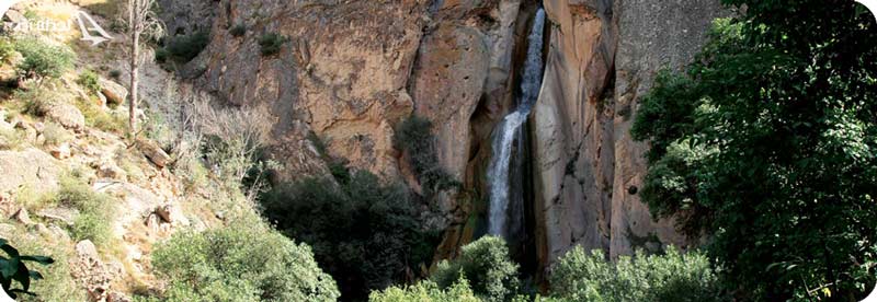 آبشار شاهاندشت