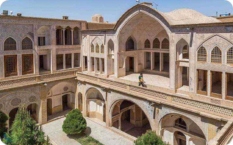 سرداب بزرگ خانه عباسیان