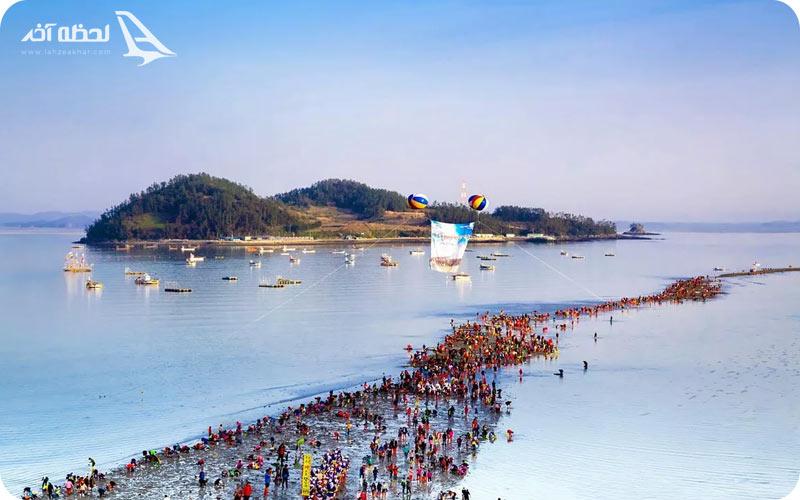 شکافته شدن دریا در کره