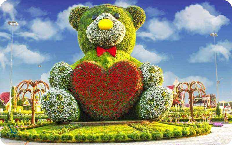 خری تدی در باغ معجزه دبی