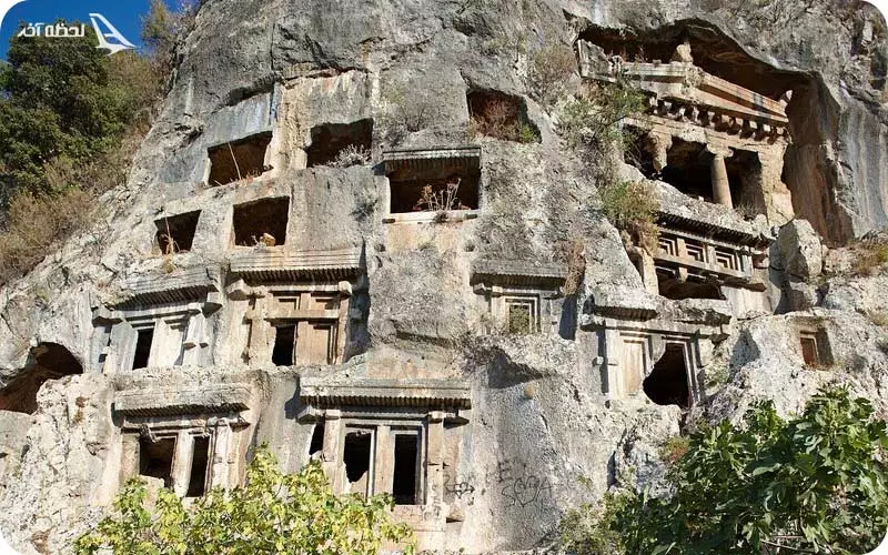 گور های صخره ای فتحیه