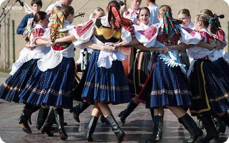 ّبهترین زمان سفر به وارنا فستیوالها