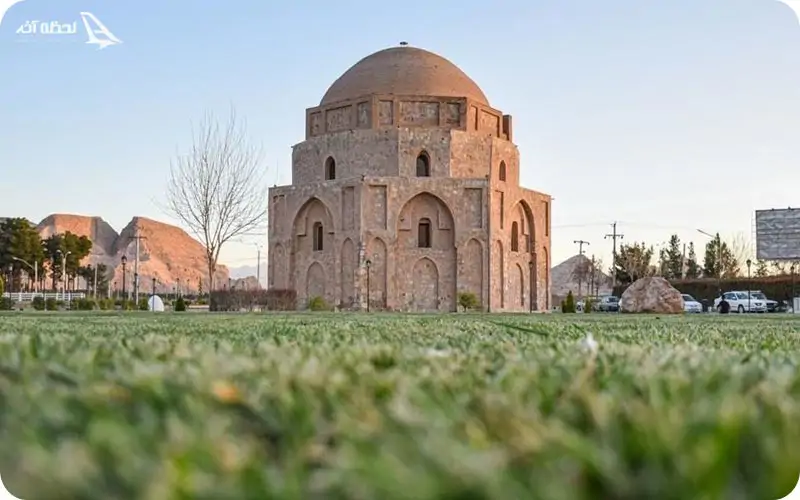 گنبد جبلیه یکی از جاهای دیدنی کرمان