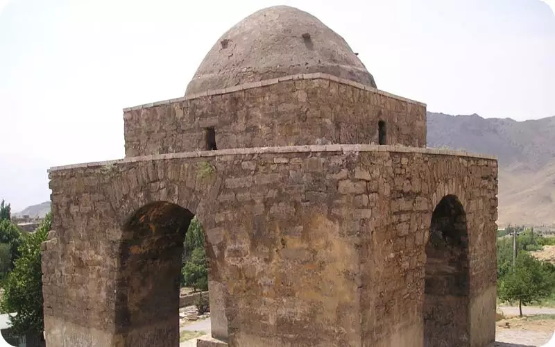 چهار طاق در سراب