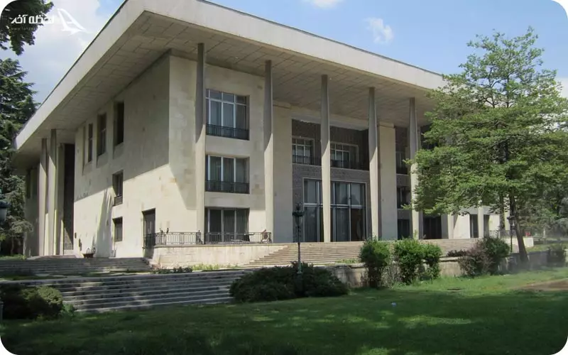 کاخ موزه نیاوران