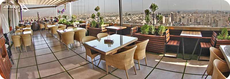 رستوران لانژ