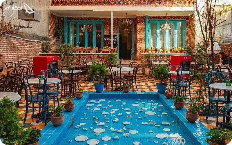 کافه گودو یاس