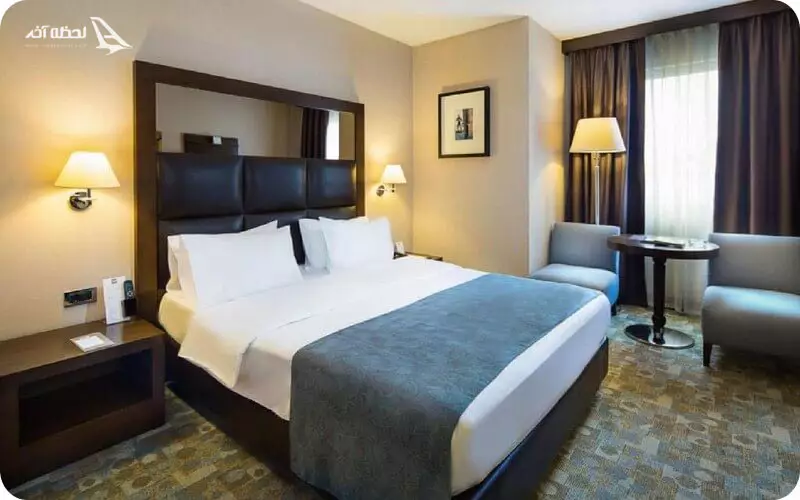 هتل 4 ستاره میدتاون در میدان تکسیم