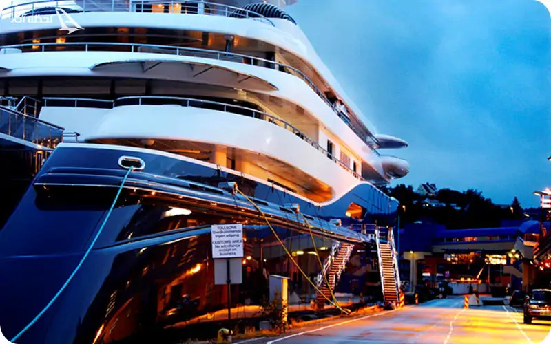 کشتی کروز المرکب، کشتی مجلل