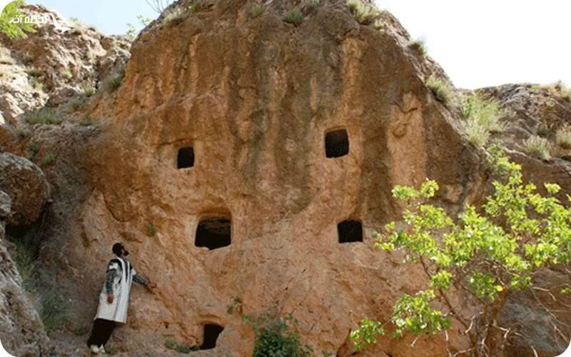 گور های تاریخی گبری