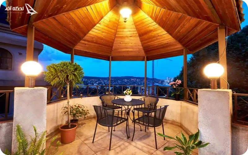 جاذبه های گردشگری نزدیک به هتل ایلیانی