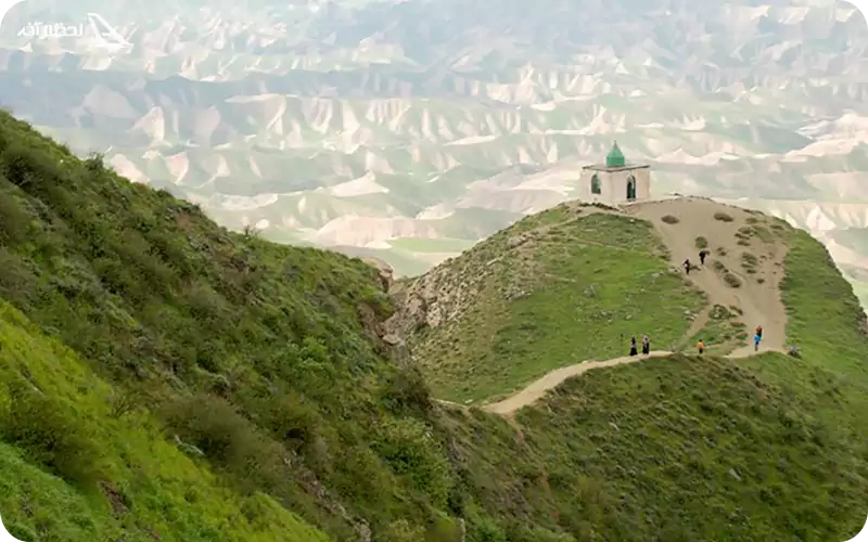 منظره قبرستان خالد نبی
