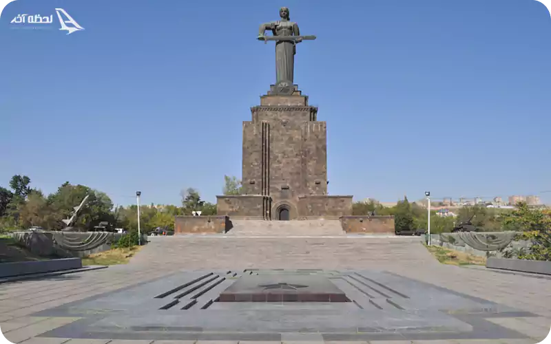 بزرگی و عظمت مجسمه مادر در ارمنستان