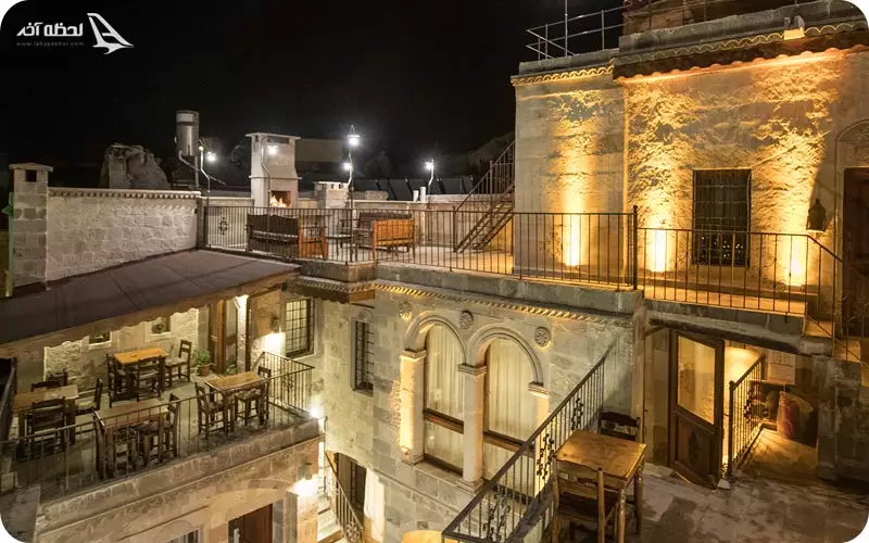 هتل غاری charming