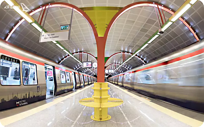 مترو نزدیک به بازار مرتر استانبول