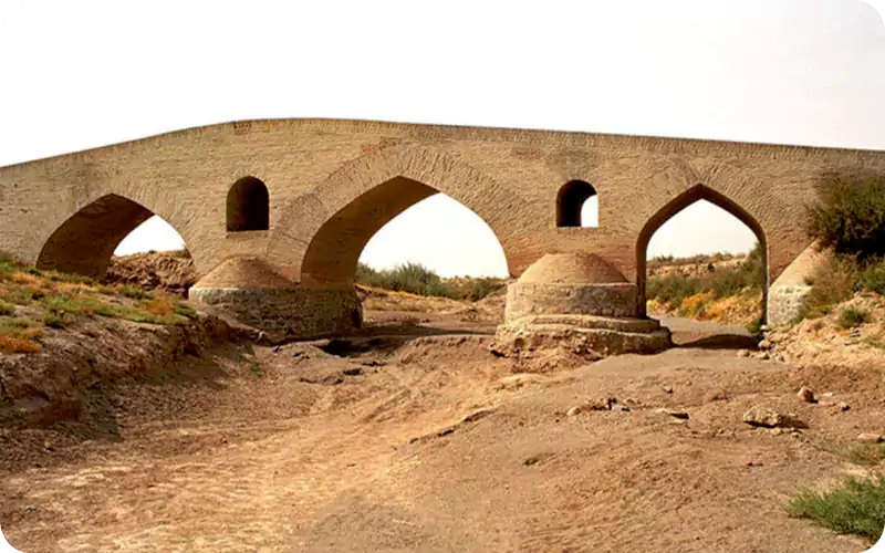 پل تاریخی شاه عباس 