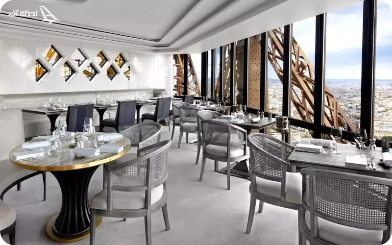 رستوران ژول ورن مکانی رمانتیک برای قرارهای عاشقانه (Le Jules Verne) رستوران ژول ورن