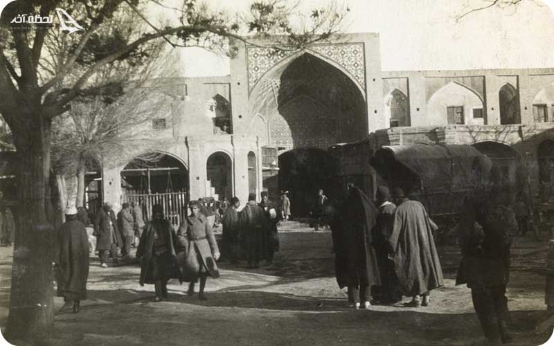 تاریخچه بازار بزرگ تهران  تاریخچه بازار بزرگ تهران یا همان بازار ۱۵ خرداد
