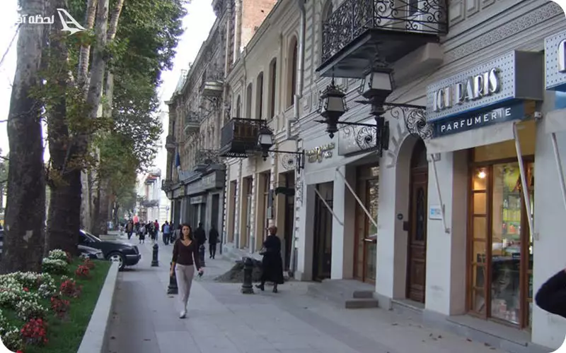 خیابان روستاولی؛ جایی که حتماً باید ببینید پیاده روی در خیابان روستاولی