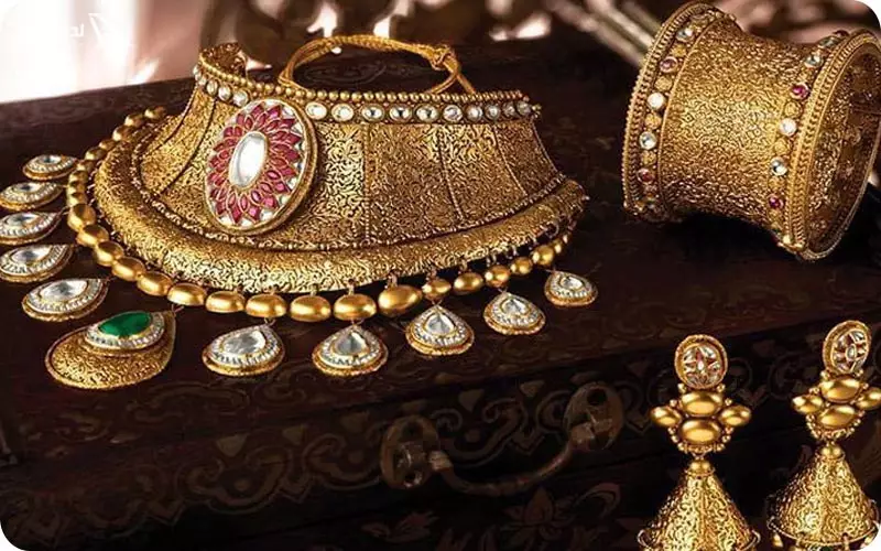 زیور آلات و جواهرات هندی
