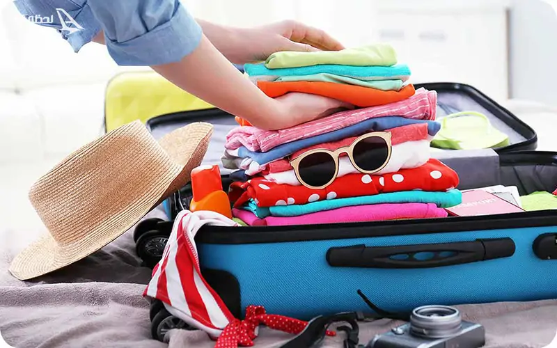 چک لیست وسایل ضروری سفر دخترانه