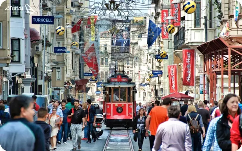 خیابان استقلال