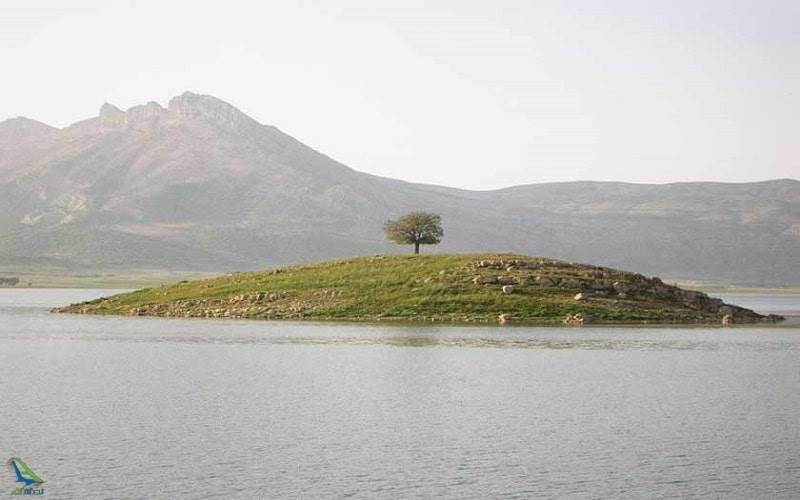 دریاچه ارژن در شیراز