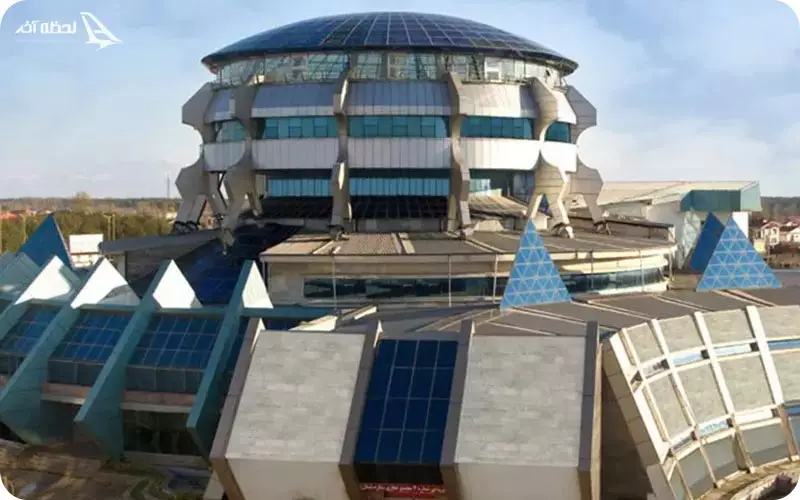 مجتمع اداری تجاری نخل زرین قشم