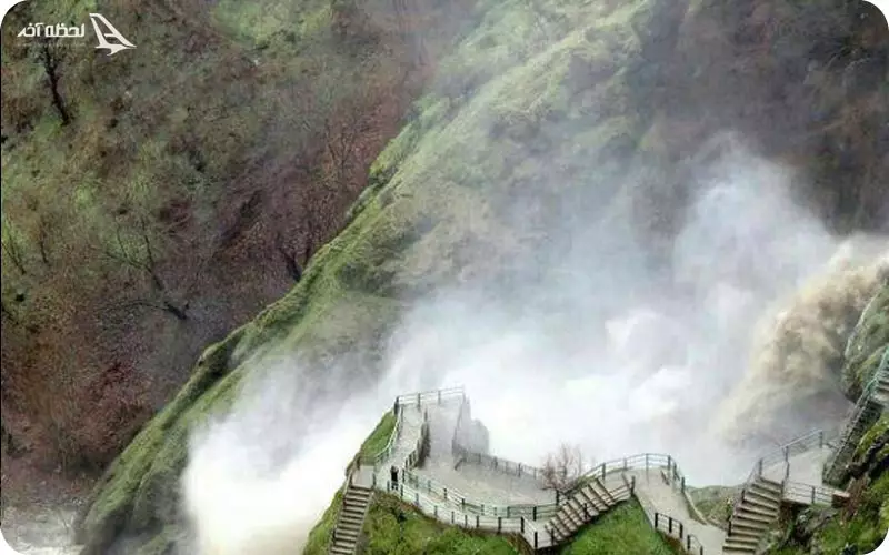 اقامت در آبشار ویسادار