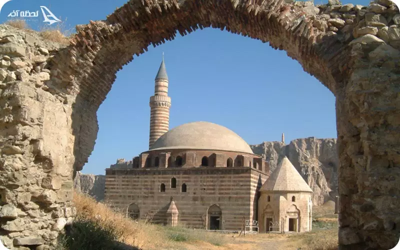 هزینه سفر به وان