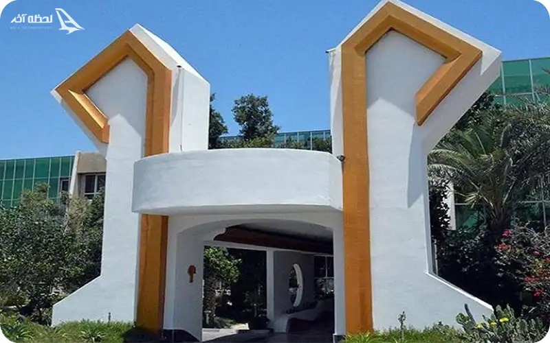 هتل شبویز کیش؛ هتلی که اتاق های رو به دریا دارد.