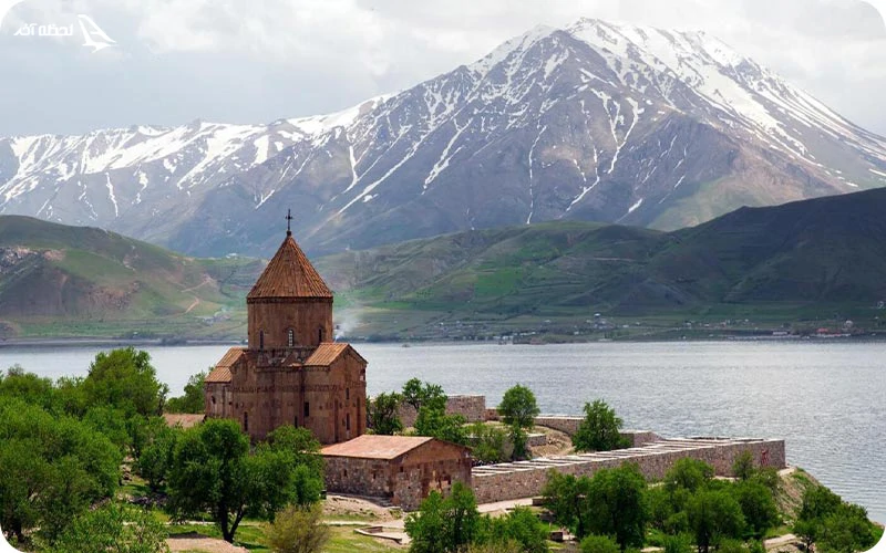 آب و هوای وان؛ کوهستانی و سرد