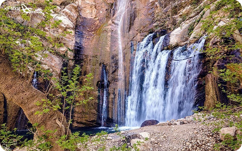 آبشار وارک خرم آباد بازدید از زندگی عشایر محلی اطراف آبشار وارک