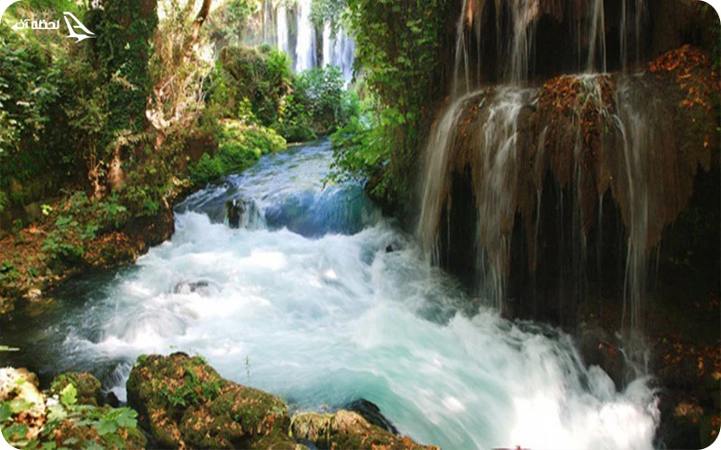 آبشار دودن پایینی؛ نقطه تلاقی آب‌های شور و شیرین