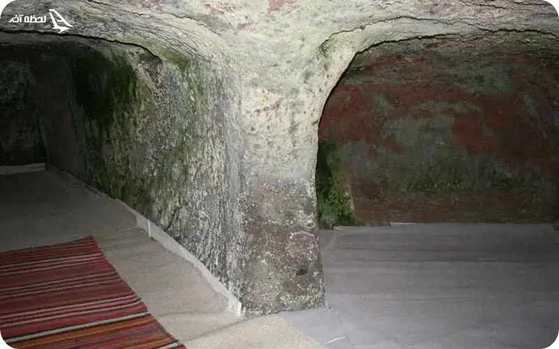 آرامگاه صخره ای روستای اسماء