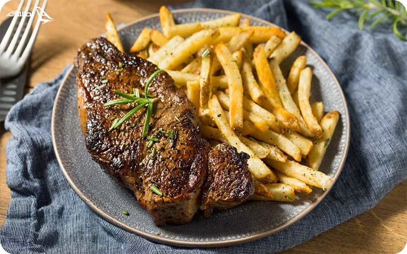 استیک با سیبزمینی استیک با سیبزمینی؛ دنده گوساله با سسی بینظیر