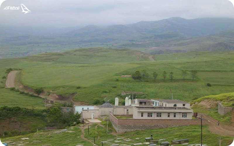 امامزاده شاه قاسم کلیبر امامزاده شاه قاسم؛ مکانی بر بلندی تپههای روستا