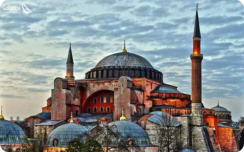 مسجد ایاصوفیه؛ نماد عظمت معماری اسلامی مسجد ایاصوفیه