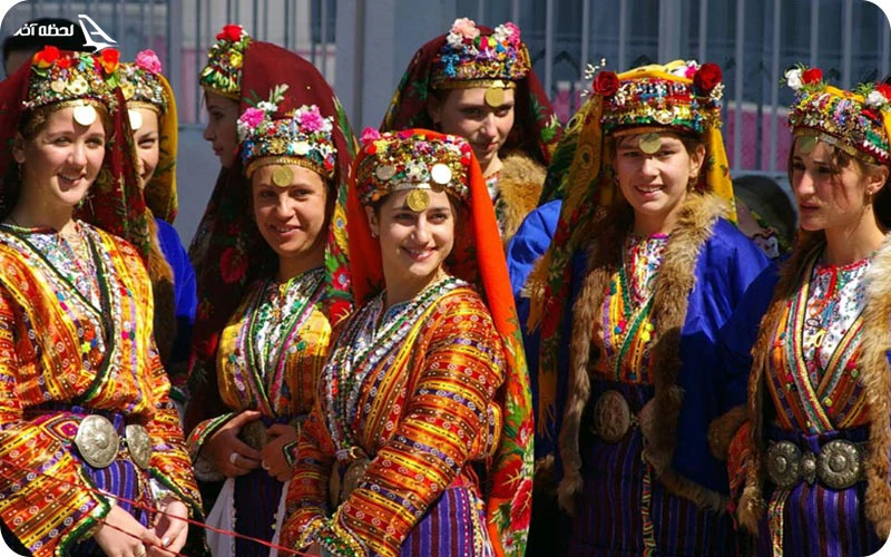 با قوانین و فرهنگ مردم تفلیس آشنا شوید با قوانین و فرهنگ مردم تفلیس آشنا شوید